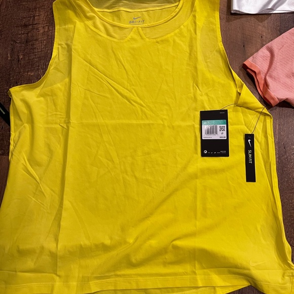 Nike Women’s XL Activewear Bundle lot 3 pieces NEW - Picture 3 of 9